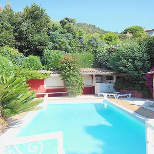 hotel-de-la-plage-rayol-canadel-sur-mer.fr-provencehotel.com/